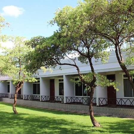 Royal Village Hotel Dodoma Bagian luar foto