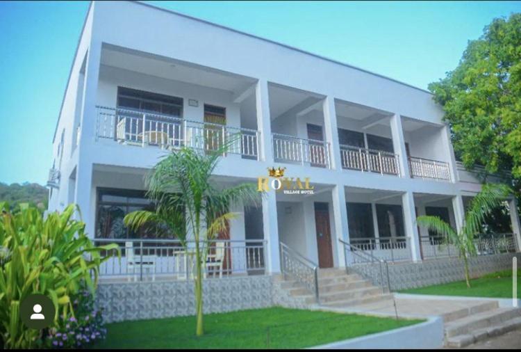Royal Village Hotel Dodoma Bagian luar foto